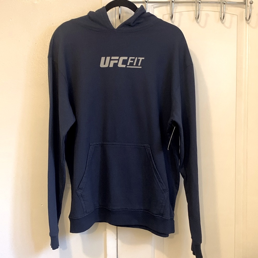 UFC GYM MENS HOODIE COLOR NAVY BLUE SIZE SMALL NWT